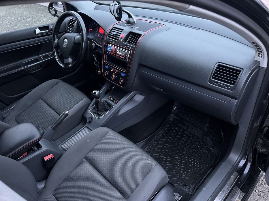 VW Golf V 1.6 MPI газ/бензин