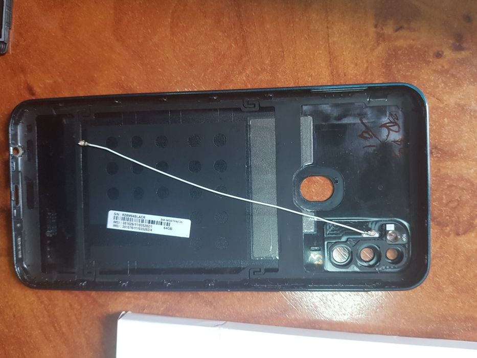 Продам запчасти на Samsung M30S