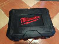 Skrzynka walizka Milwaukee wysylka gratis