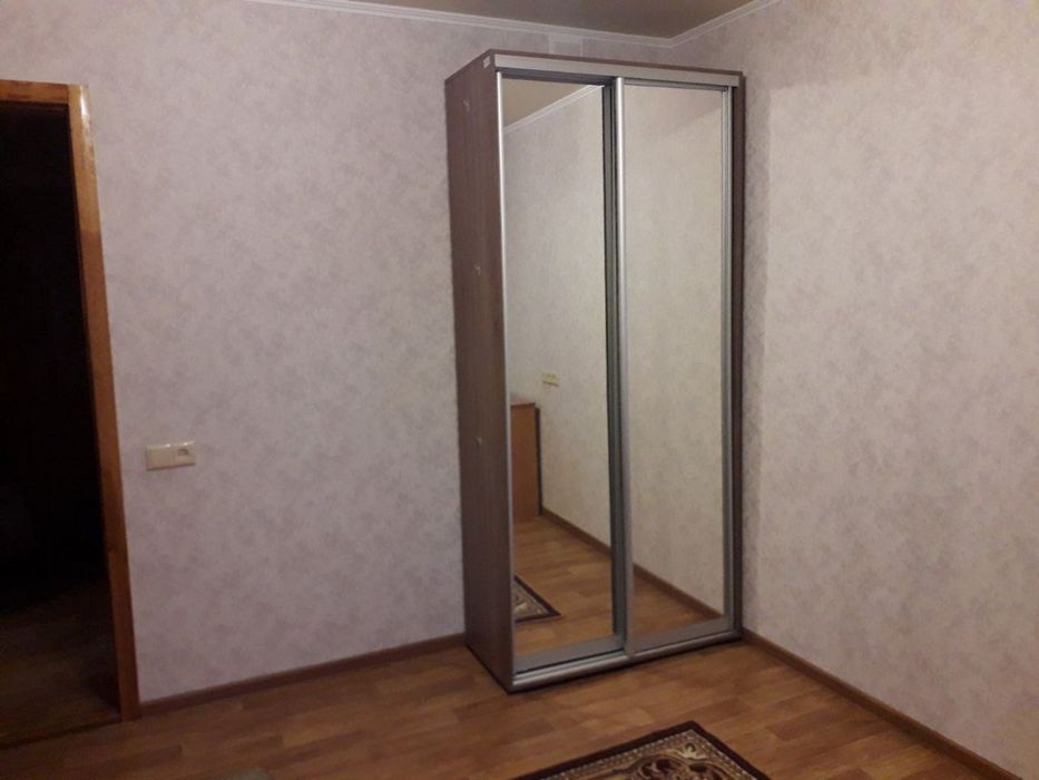 Центр!Здам 2х кімнатну квартиру гостинного типу!