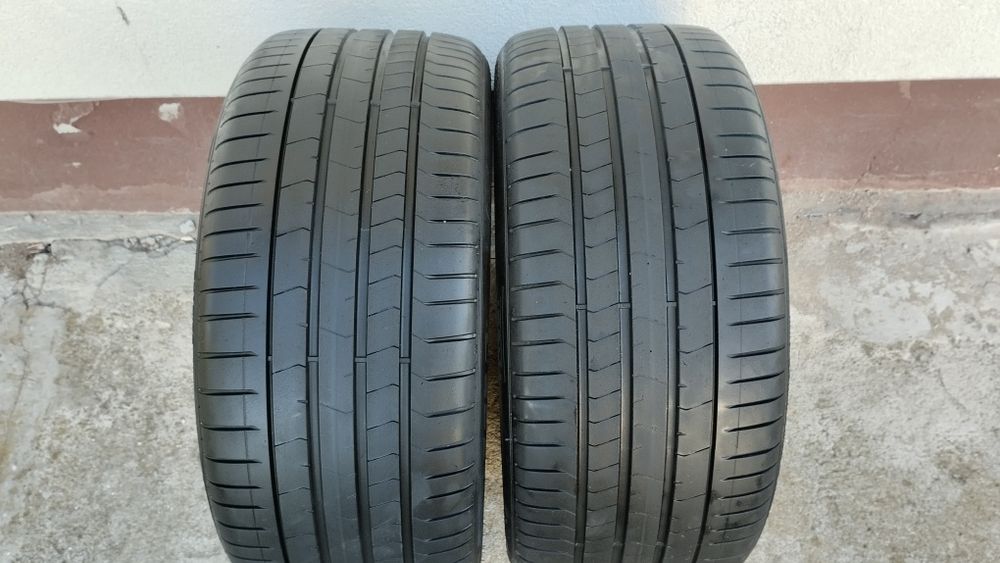 Sprzedam 2 używane opony letnie 255/35R19 Pirelli