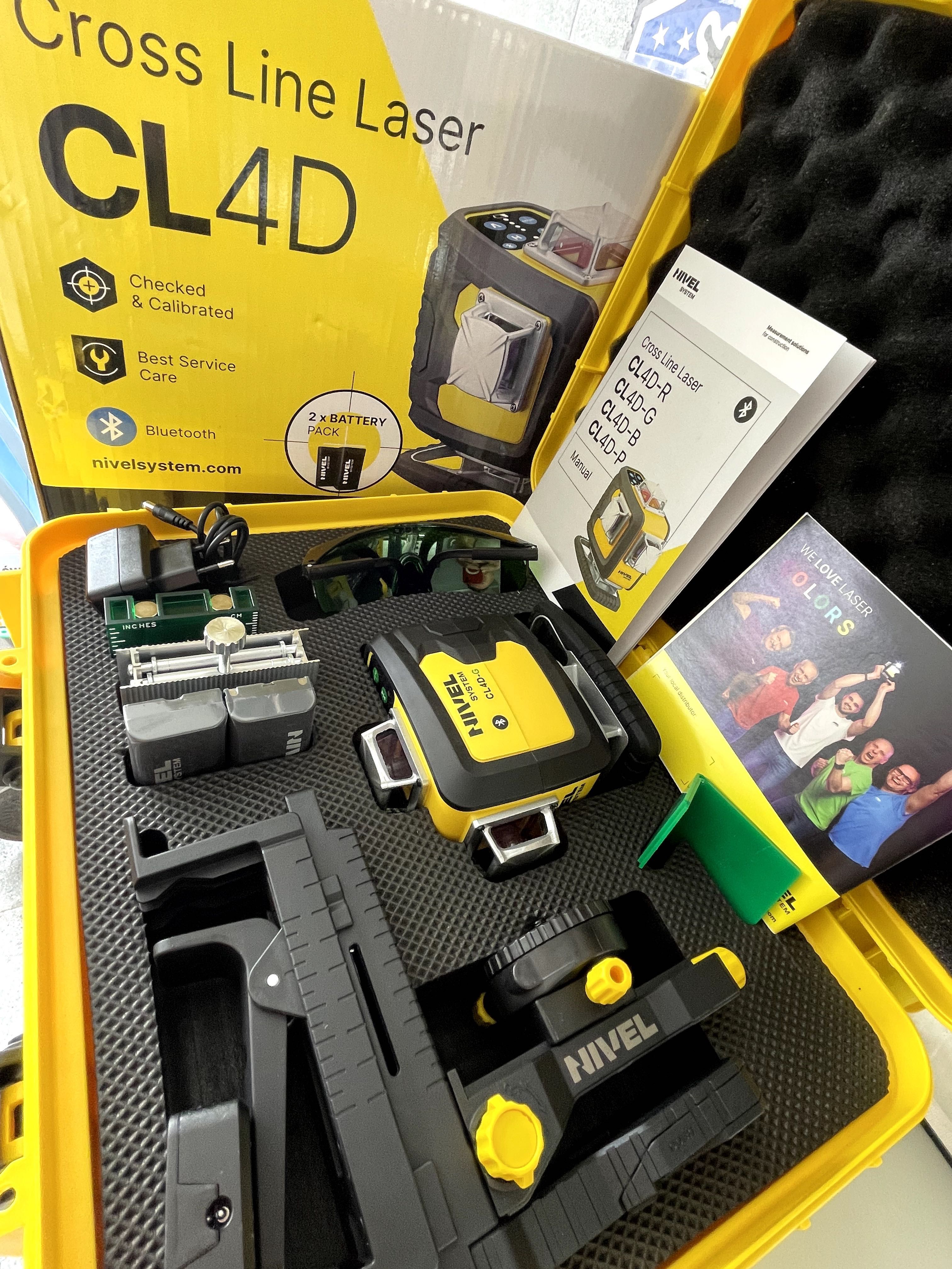 NIVEL SYSTEM Laser krzyżowy CL4D-G nowy ,fv, gwarancja Zielony