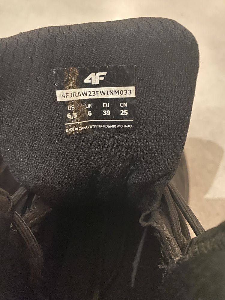 Buty zimowe 4F, rozmiar 39