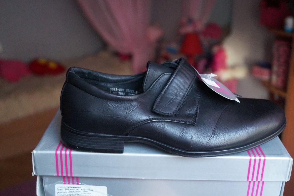 Туфли для мальчика, новые, черные, размеры 31, 36, 37