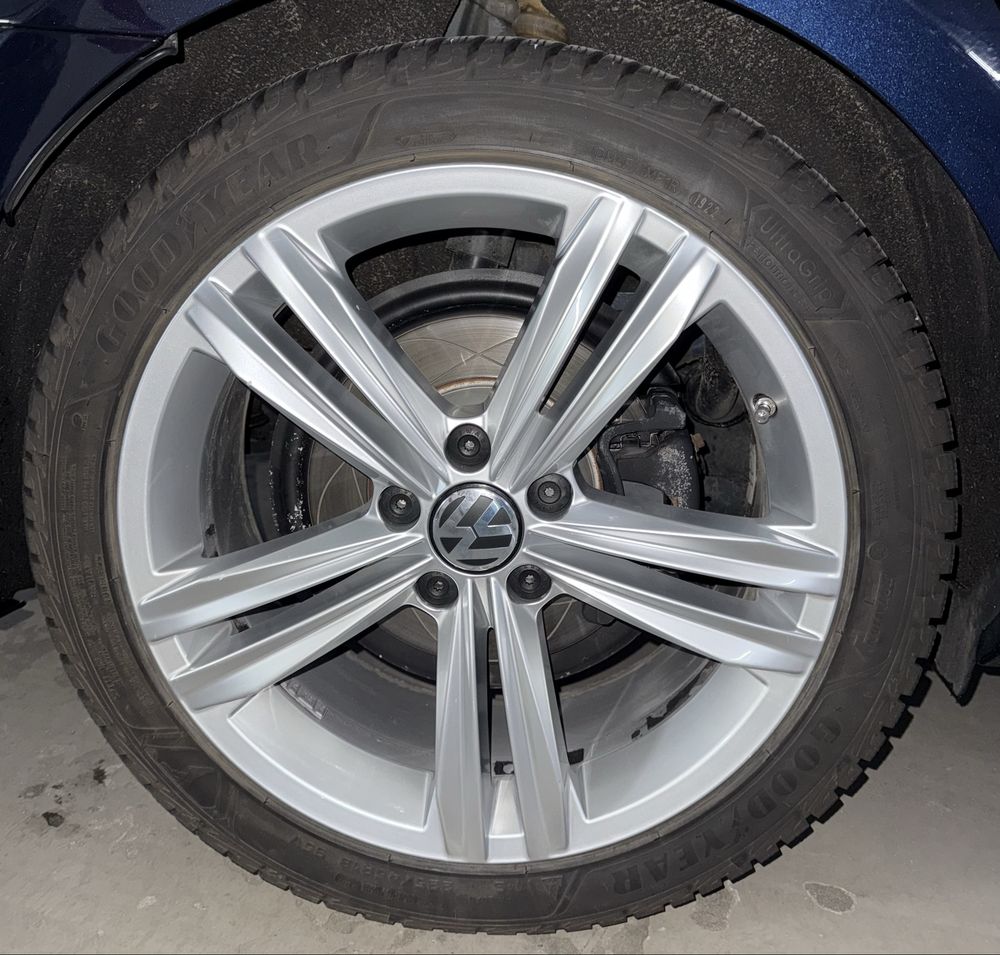 Продам оригинальные диски и резина VW VAG Sebring R18 GoodYear 225 45