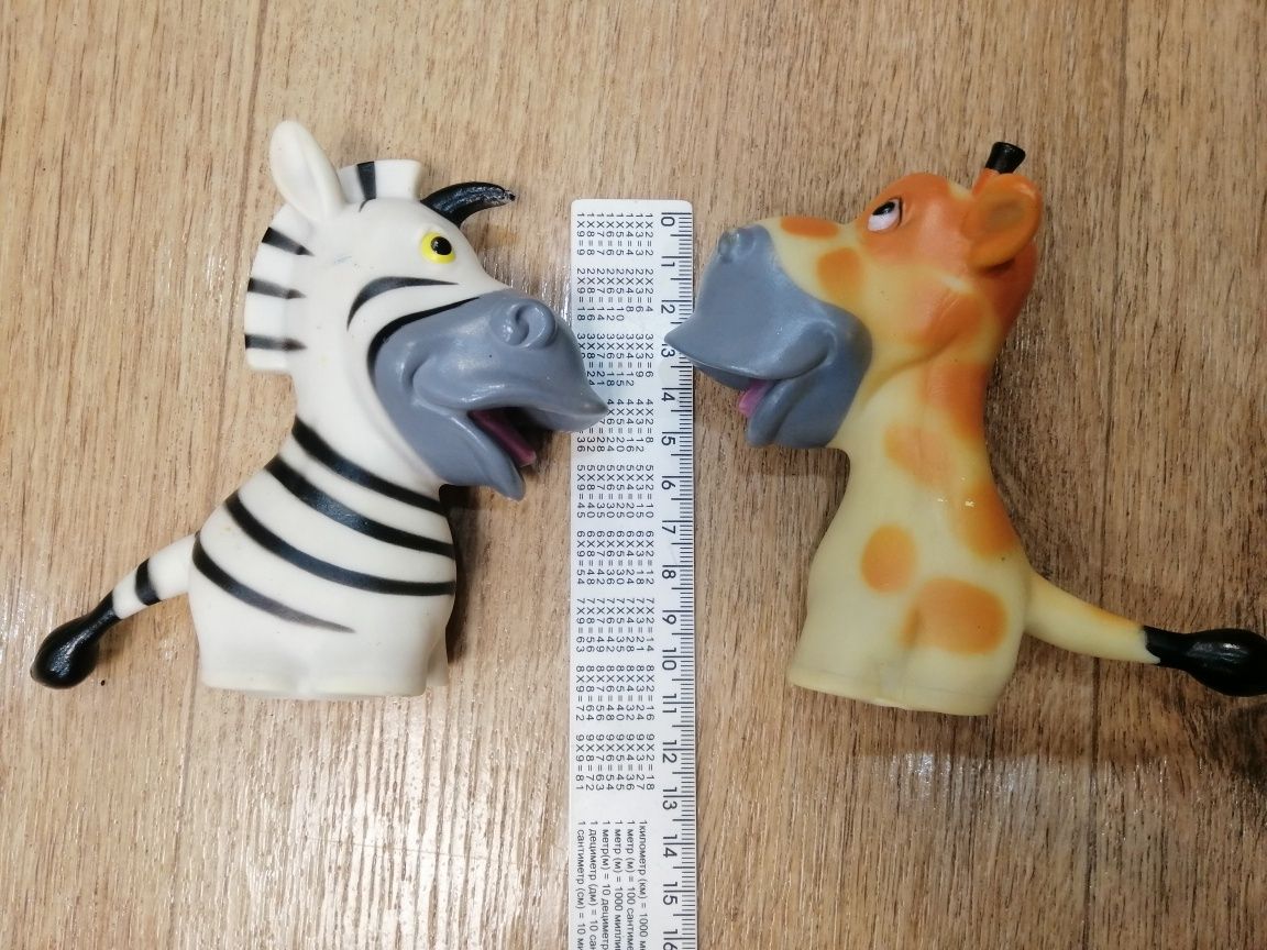 Іграшки для малюків резинові жираф зебра заводний тигрик