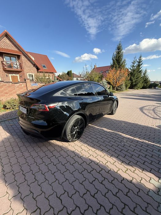 Tesla Model Y Long Rang 82 kWt