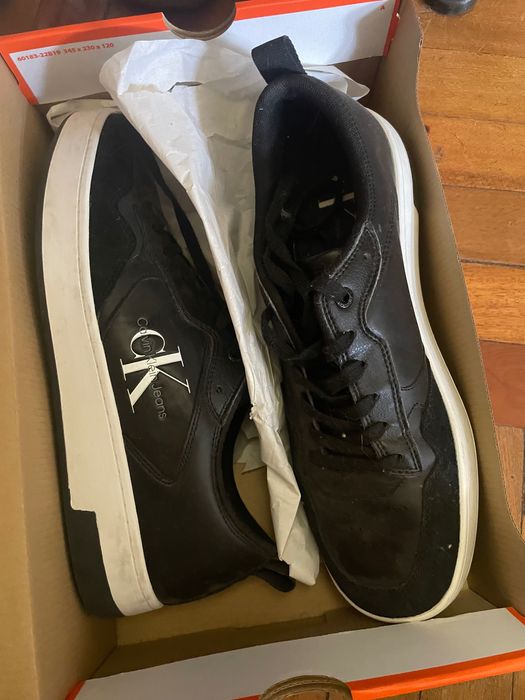 Кросівки чоловічі 44 розміру