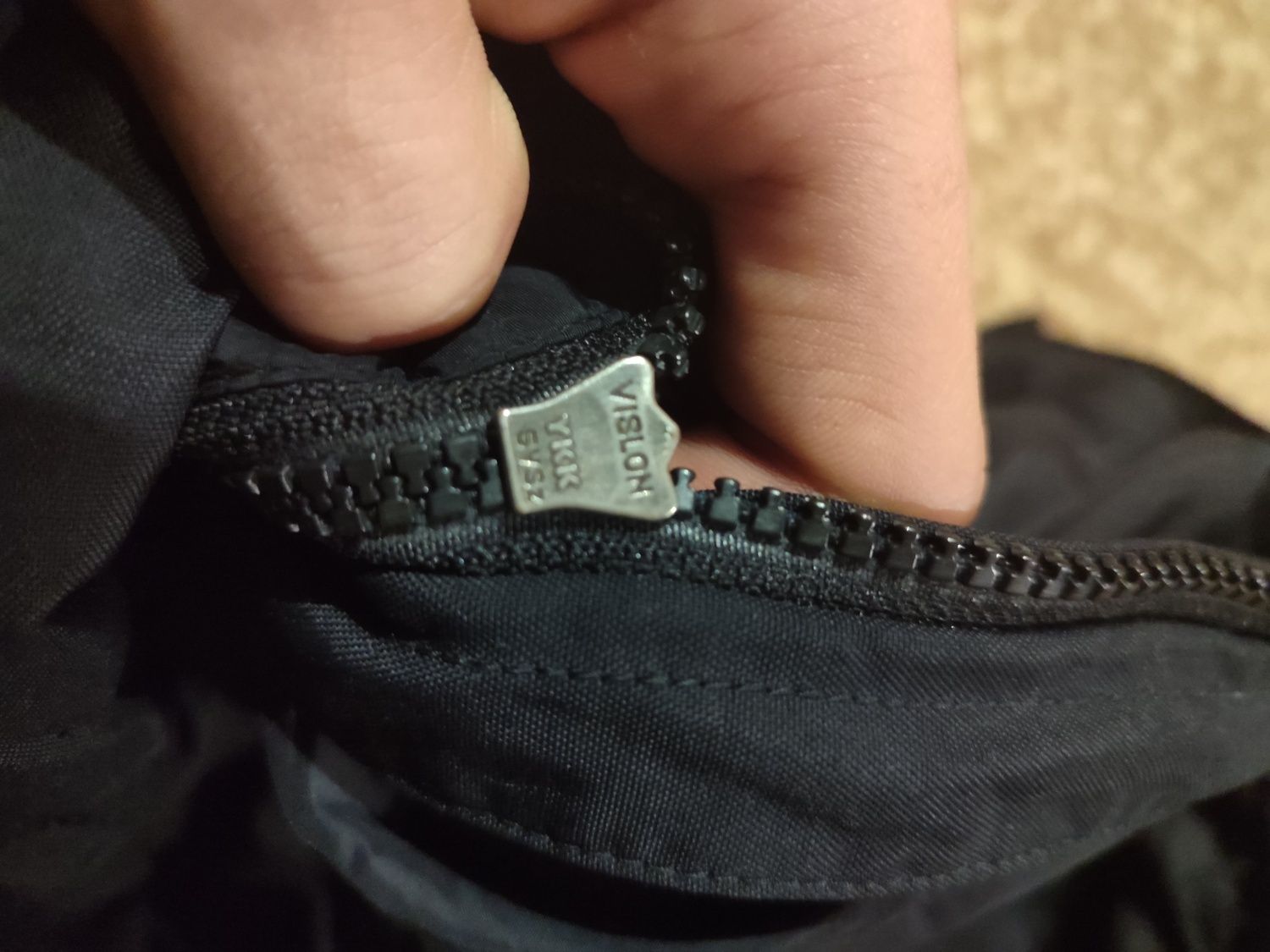 Пуховик carhartt