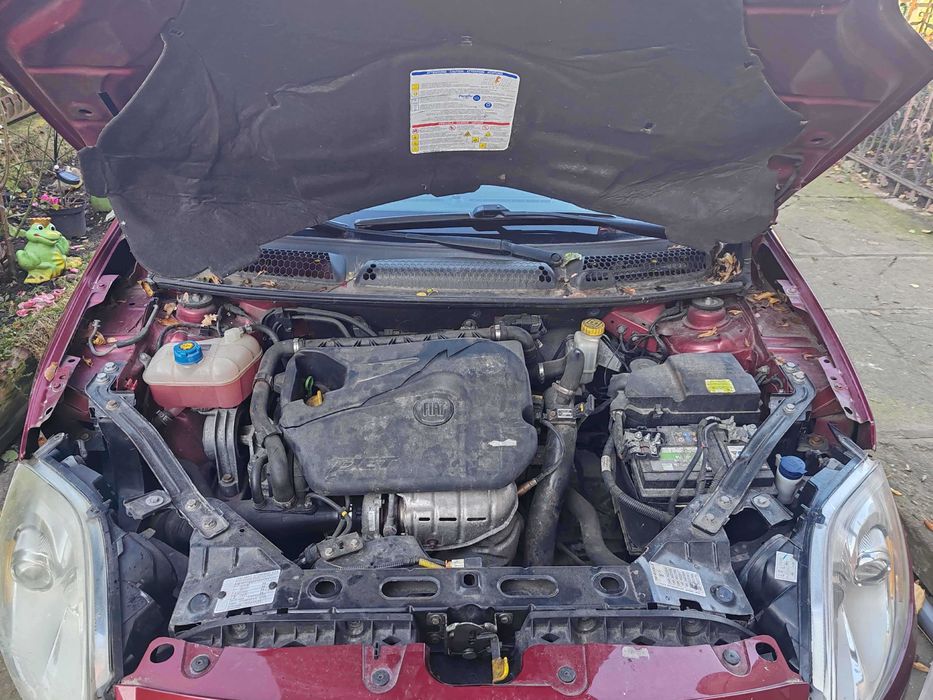Fiat bravo 1.6 150KM wersja sportowa - uszkodzony
