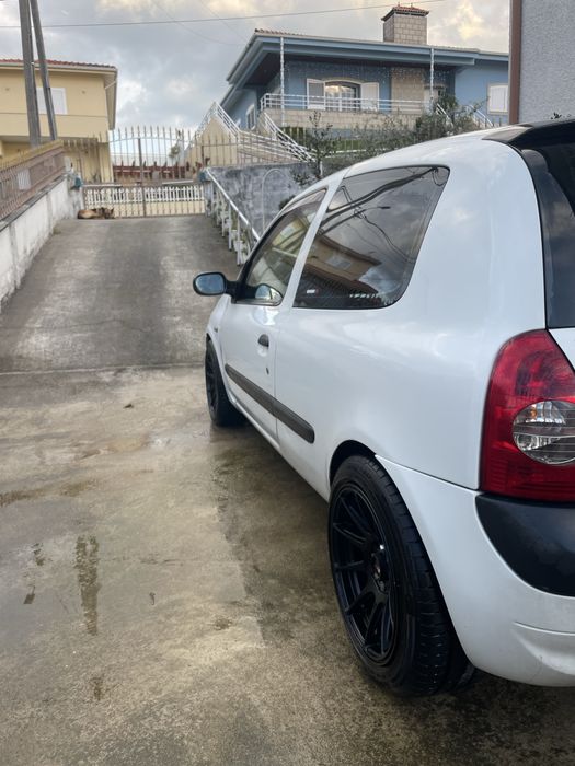 Renaul clio fase 2 comercial