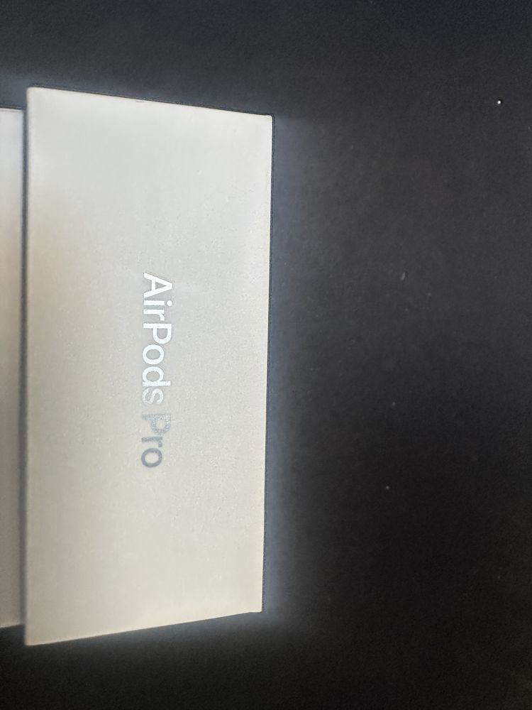 Airpods Pro 2.