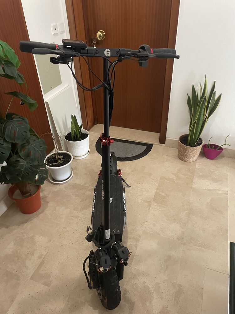Trotinete eletrica 1600W - e cross pro boost 2