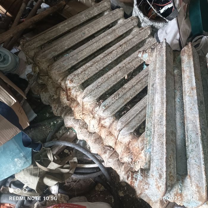 Продам чугунные радиаторы.