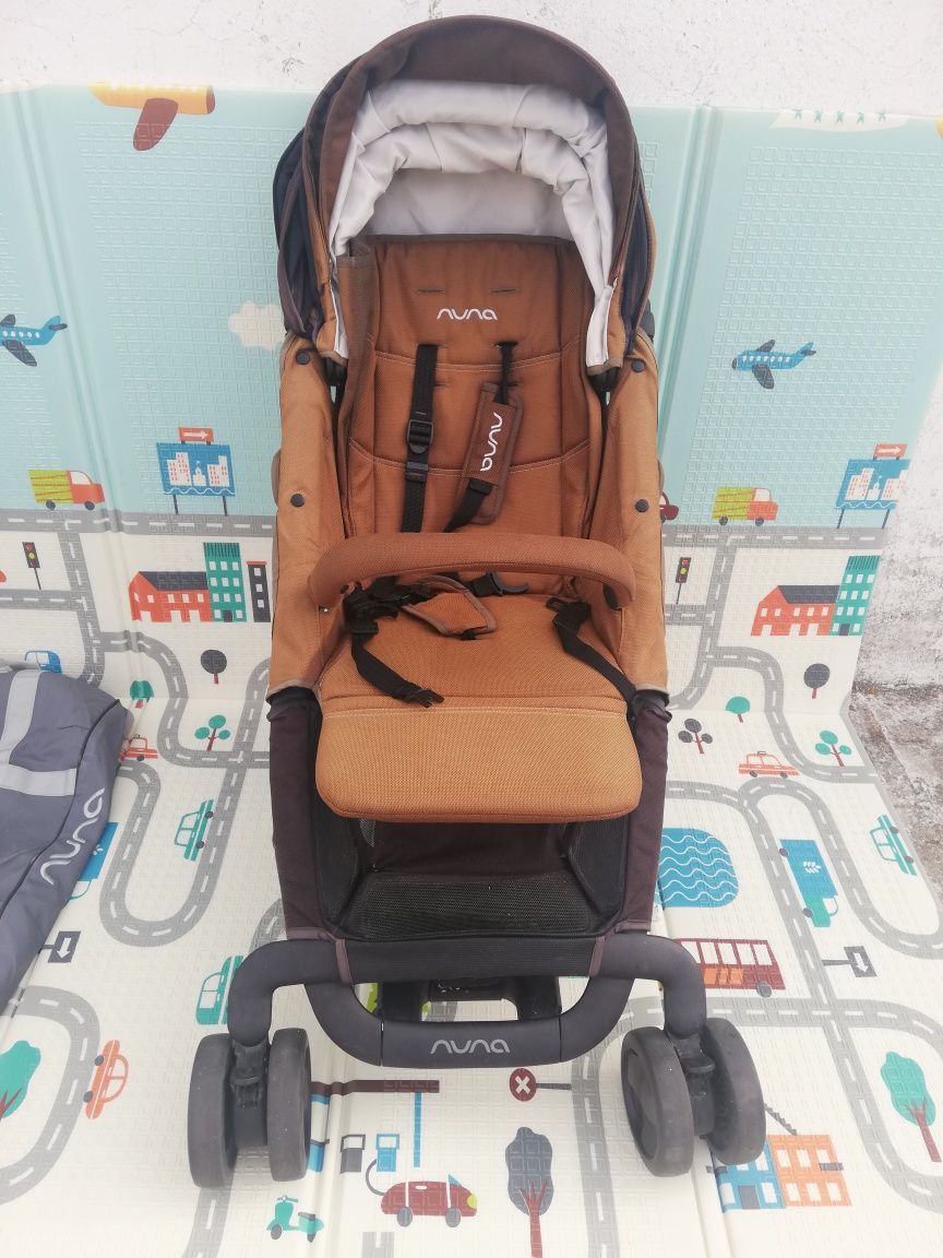 Carrinho Passeio Nuna Pepp Luxx ST 24 020 GL