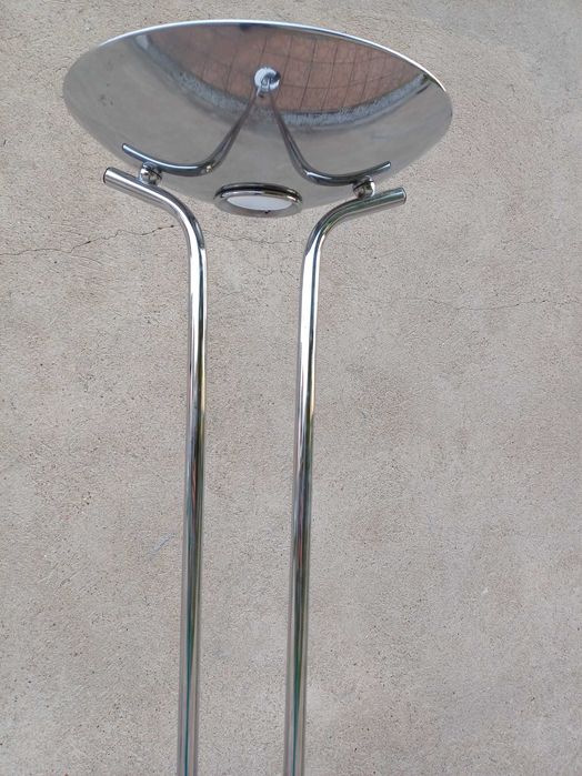 Lampa stojąca nocna