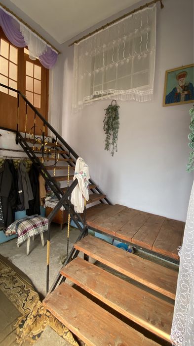 Будинок в селі Чорноголова