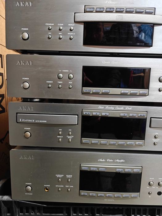 Wieża AKAI AM 4000DPL