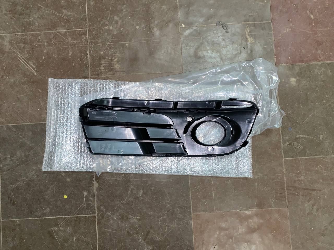 AUDI, Q5, Накладка противотуманки левая/правая  2012 2013 2014 2015 20