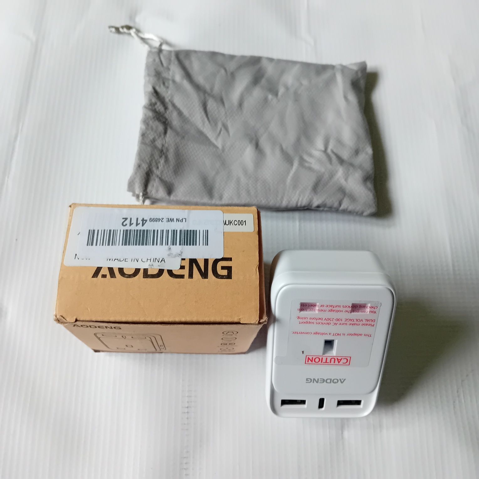 Adapter podróżny - wejście angielskie