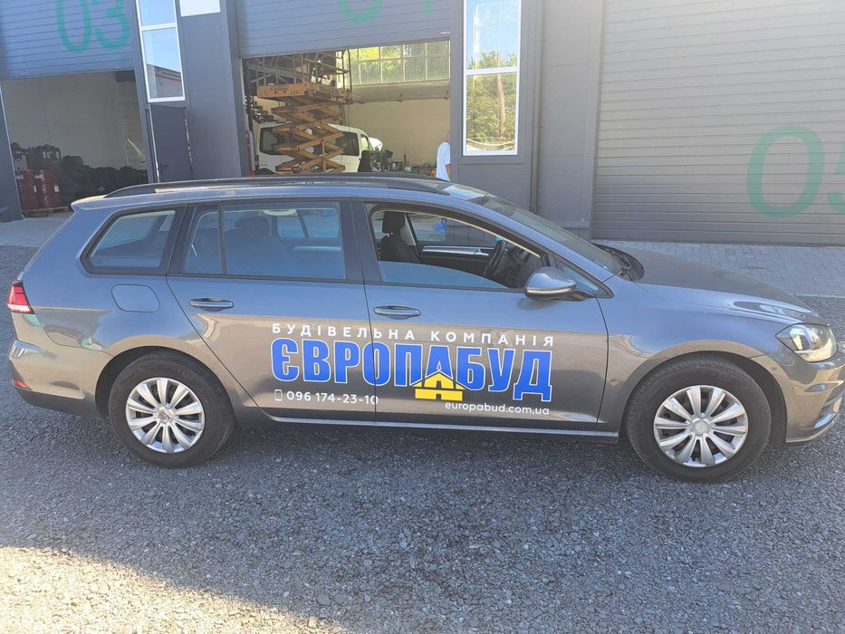 Продаж автомобіля VOLKSWAGEN GOLF 2017 р.в.