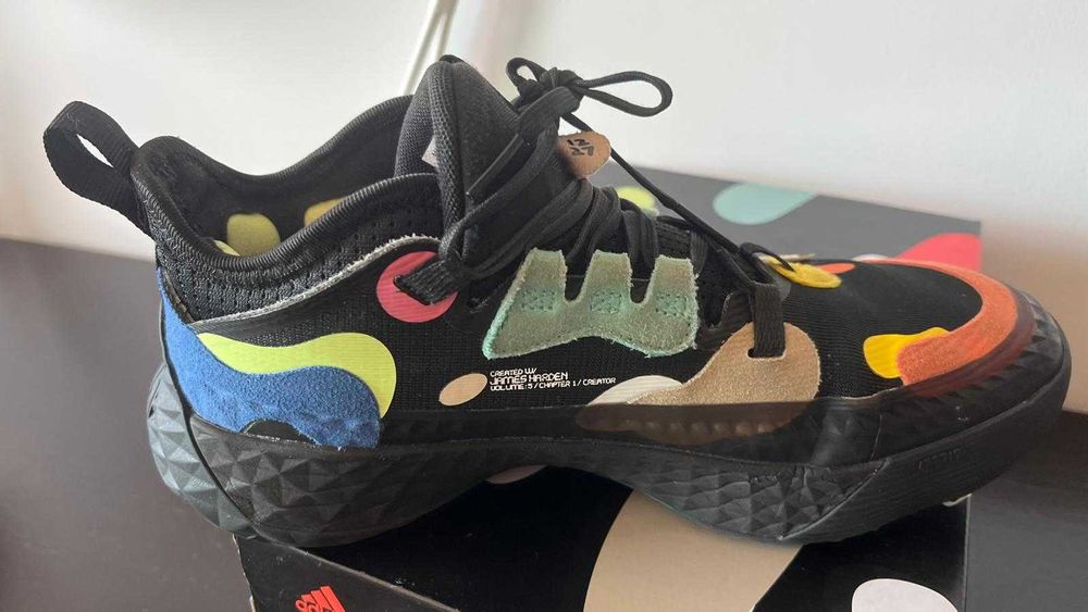 HARDEN VOL. 5 J
Sapatilhas Basquetebol 38