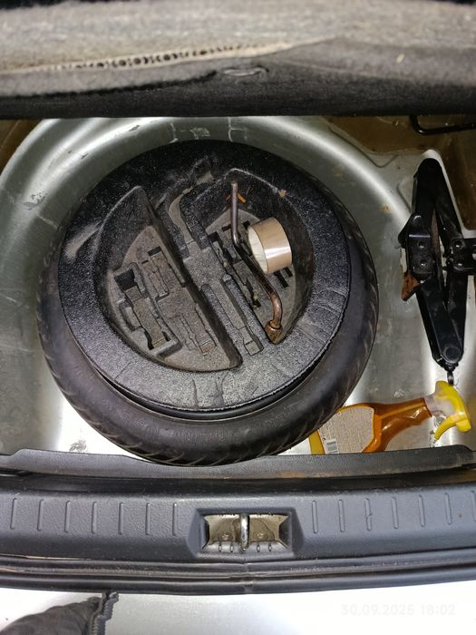 Тойота авенсіс т 25