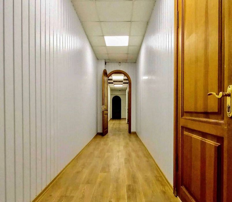 Приміщення з ремонтом! 143,3 м2 Київ!