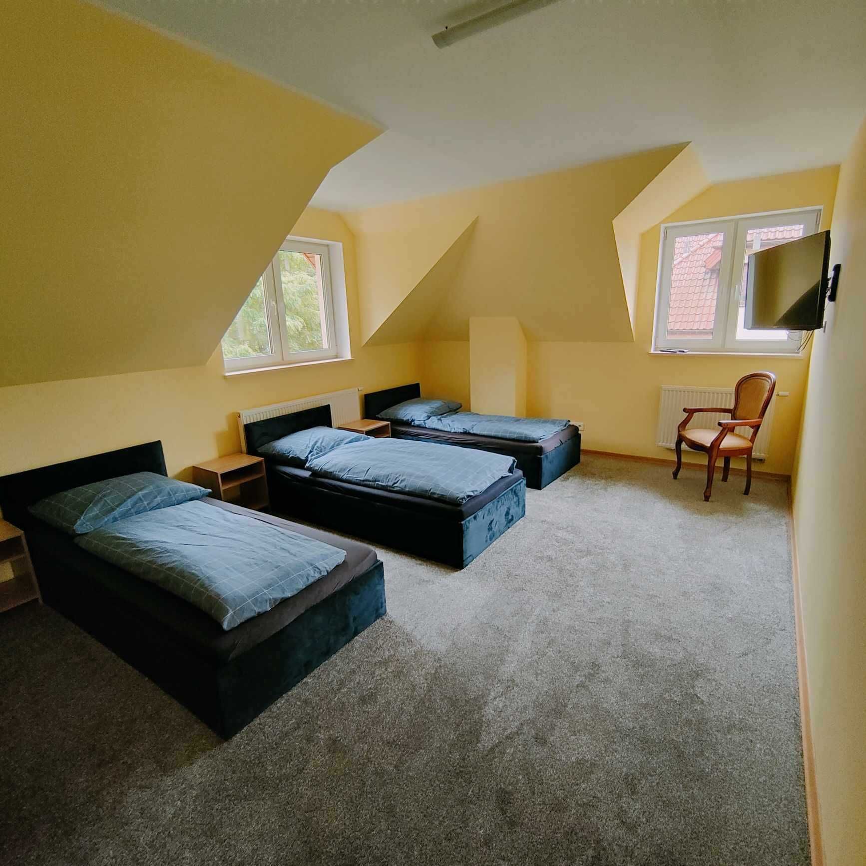 Nocleg pokoje pracownicze HOSTEL Ząbki Marki Targówek Warszawa FV Vat