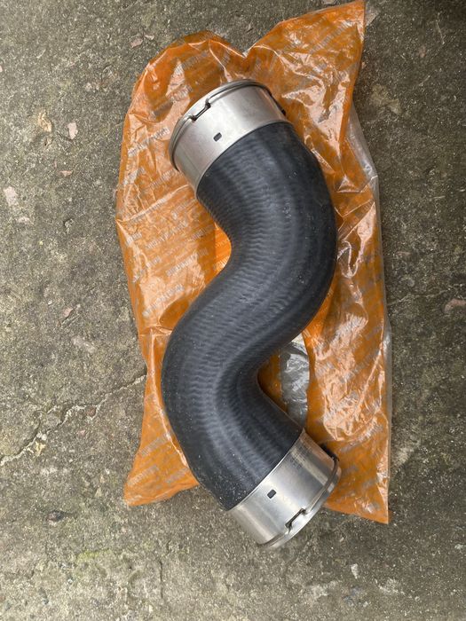 Патрубок інтеркулера лівий Mersedes-Benz Vito W639