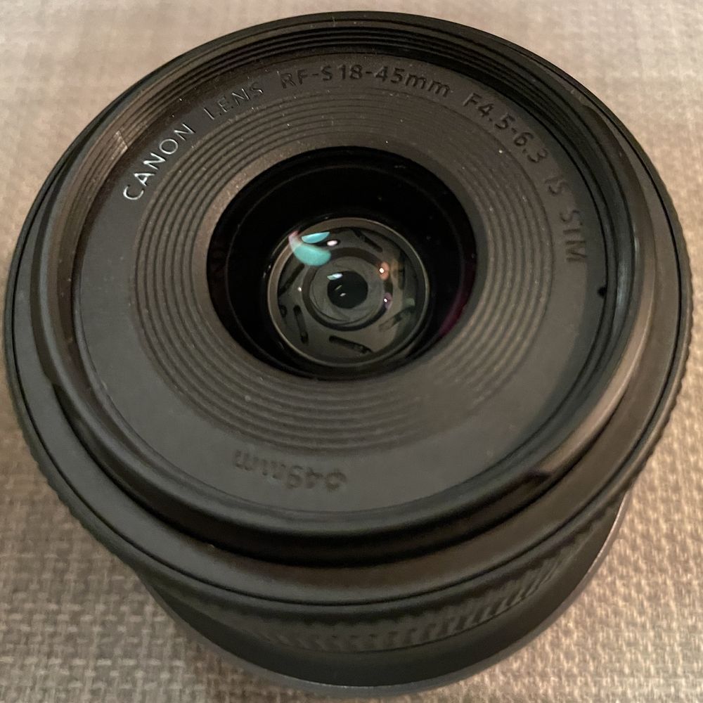 Objetiva CANON RF-S 18-45mm F4.5-6.3 IS STM