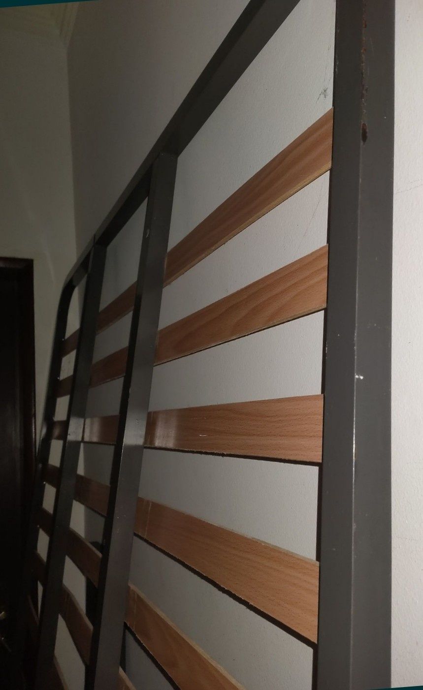 Estrado de cama de casal