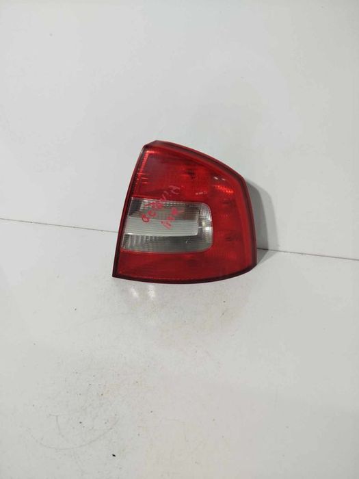 Lampa Prawa Tył Tylna Skoda Octavia 2 Lift 08-13 Sedan