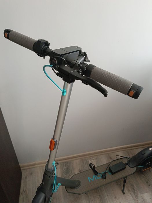 Hulajnoga elektryczna Motus 10