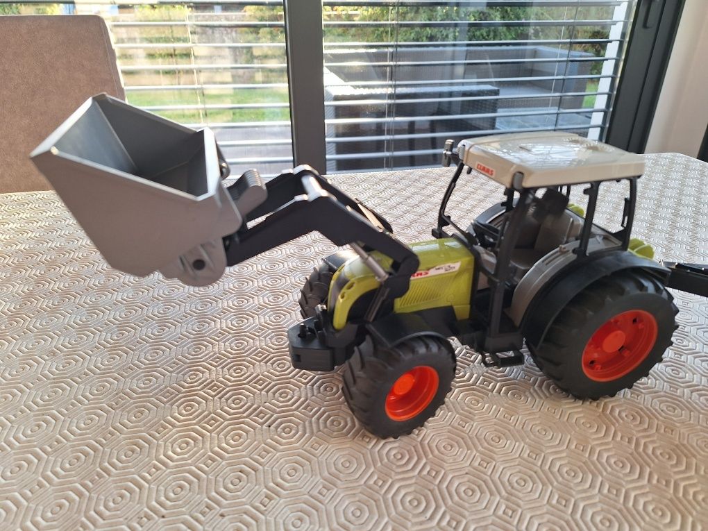 Trator Claas Nectis 267F