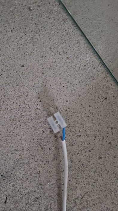 Espelho com luz (com pequeno defeito)