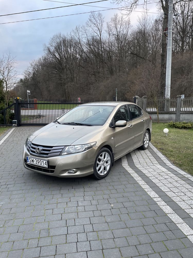 Honda city 1.4 v tec