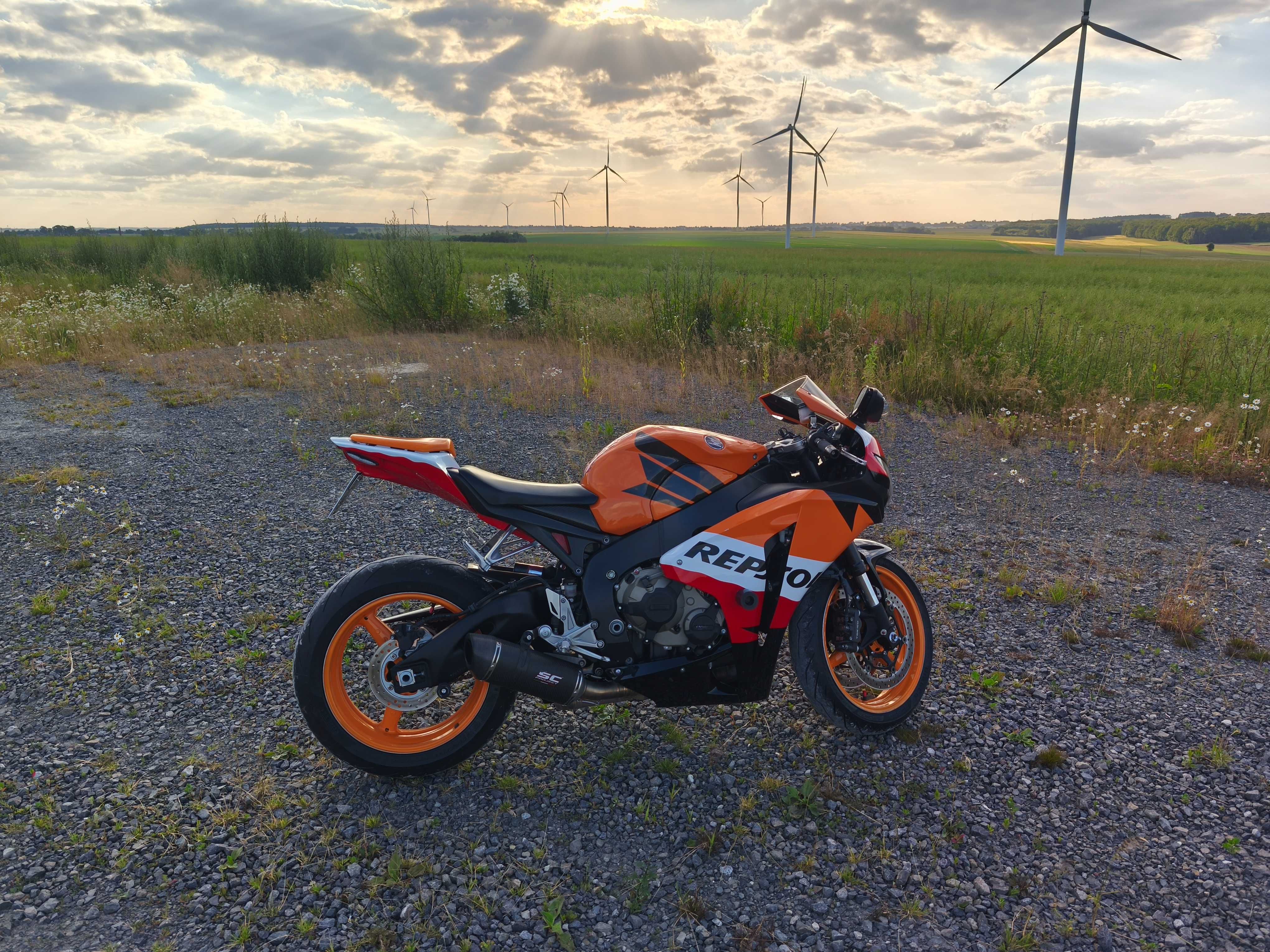 Honda CBR 1000RR sc59. SC Project, Carbon. Bez wkładu.