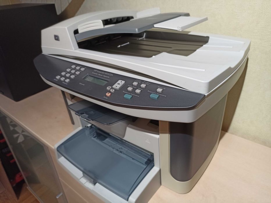 HP 1522n sieciowa Drukarka Kopiarka Skaner laserowa, sprawna, toner