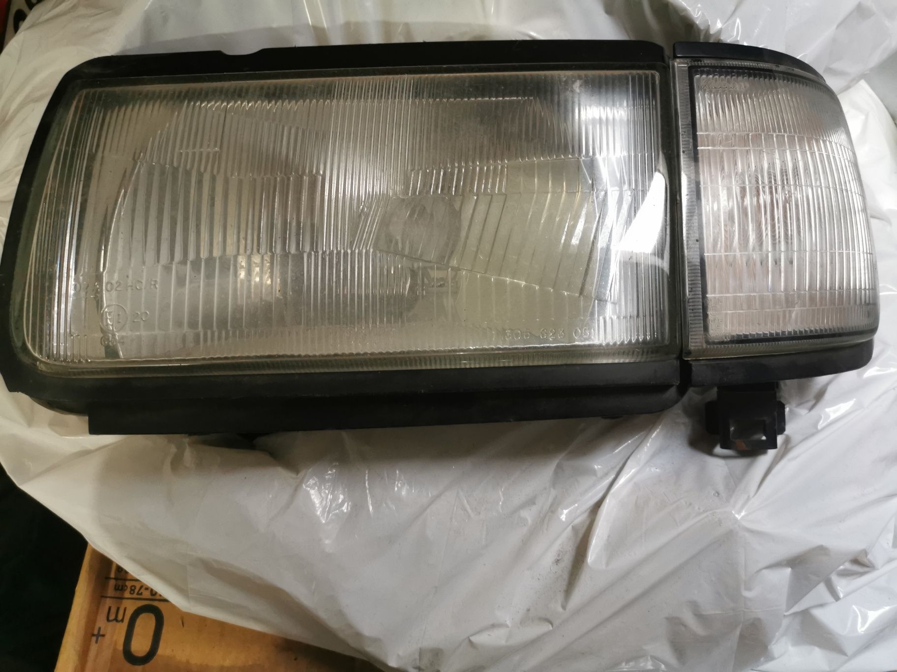 Farol e Farolin Opel Frontera