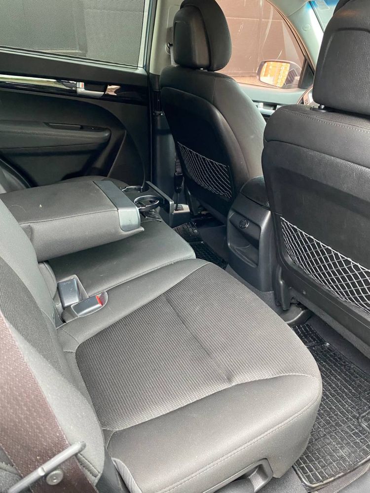 Продам KIA Sorento 2014 год