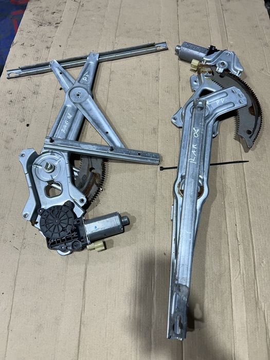 Dodge Ram 2002-08 silownik szyby 4 drzwi