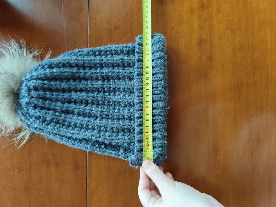 Czapka z włóczki 100% wełna odpinany pompon futerko naturalne