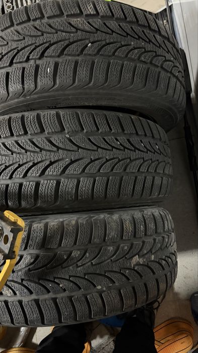 Продам резину на дисках Nokian 205/55 r16