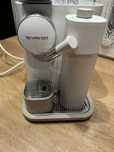 DeLonghi ekspres do kawy