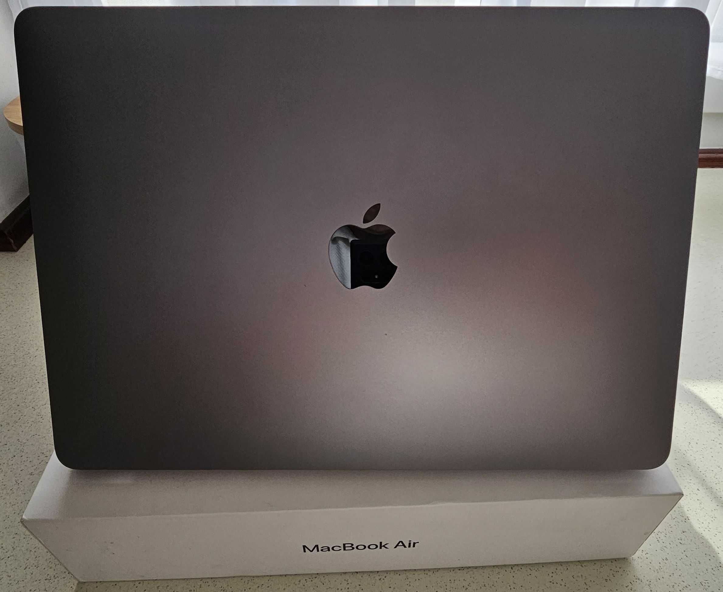 Ultrabook MacBook Air 13,3" Core i5 / 16GB / 512GB / Space Gray