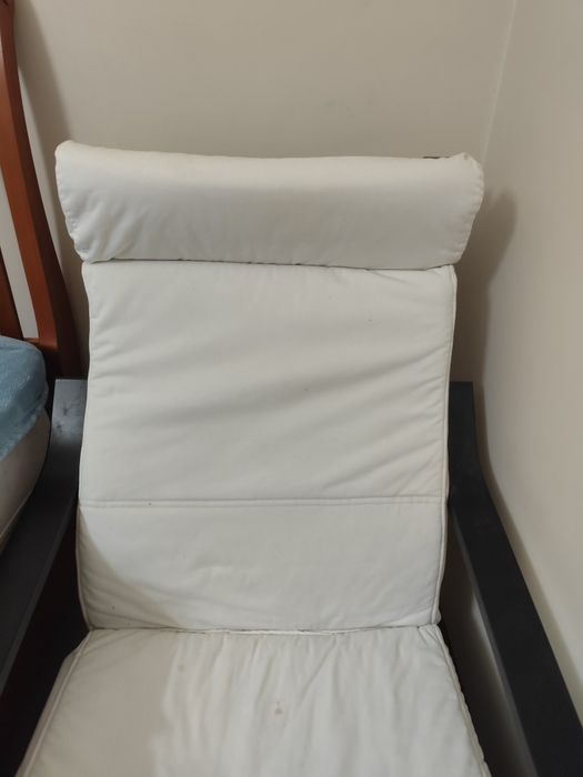 Poltrona IKEA branca