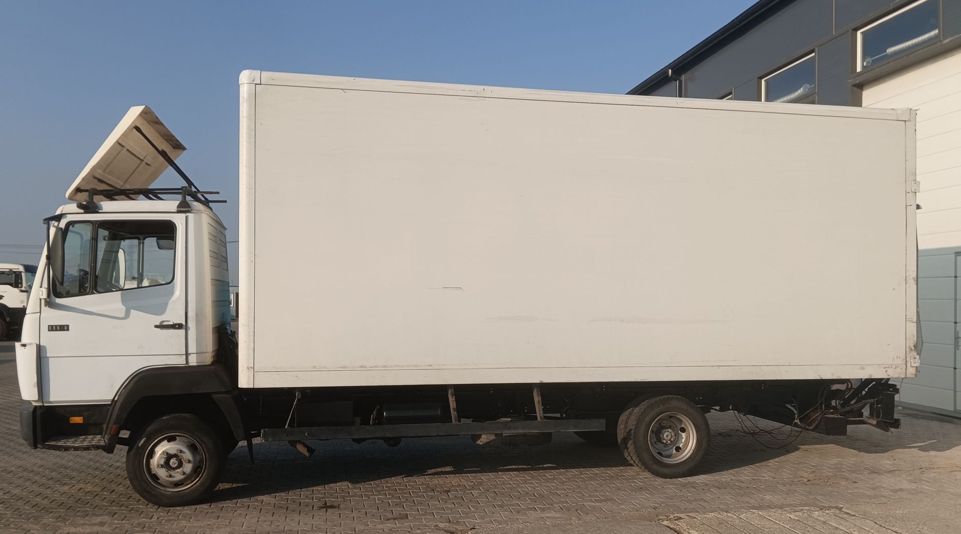 ГРУЗОПЕРЕВОЗКИ 10т.(60 кубов). 5т. (35 кубов)Гидроборт, рокла.