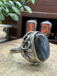Piękny pierścionek srebro duży naturalny opal