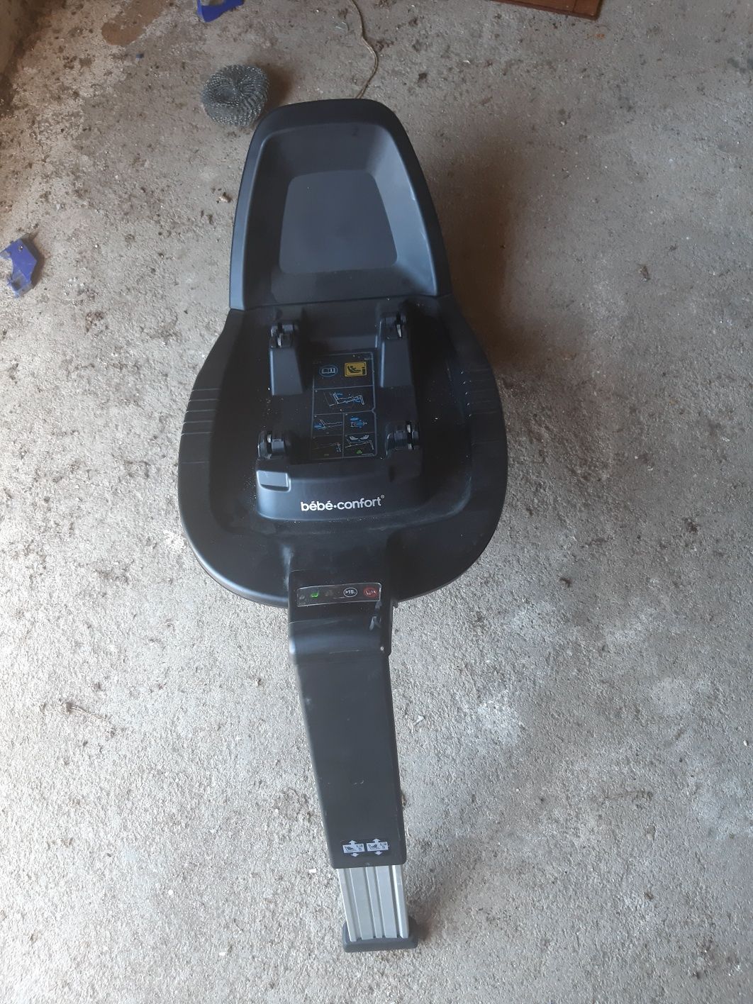 Caseira e base isofix auto Pearl Smart i-size + base isofix